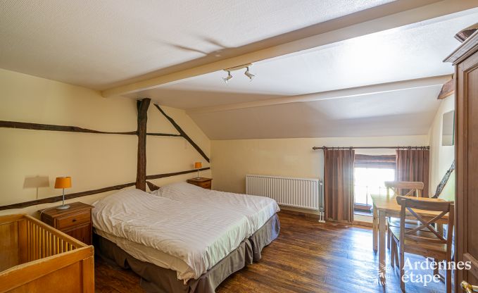 Ferienhaus mit �berdachter Whirlpool Erez�e 16 Pers. Ardennen