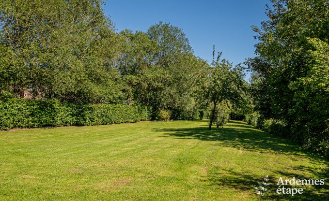 Ferienhaus mit �berdachter Whirlpool Erez�e 16 Pers. Ardennen