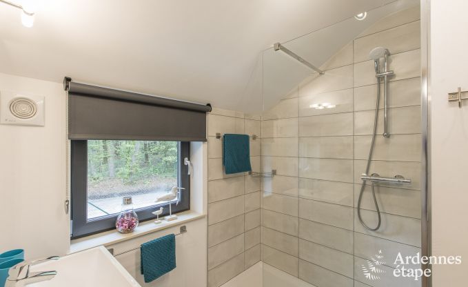 Freistehendes Ferienhaus in �rez�e f�r 4 Personen mit Privatgarten, Au�ensauna und Spielger�ten