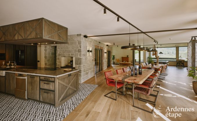 Luxurise Villa in Ereze mit 9 Schlafzimmern, 9 Badezimmern, Hallenbad, Sauna und groem Garten fr 24 Personen