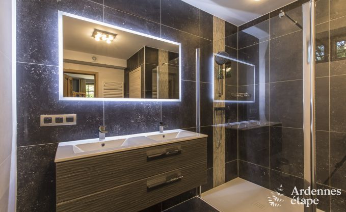 Schloss Ereze 12/15 Pers. Ardennen Schwimmbad Wellness Behinderten gerecht