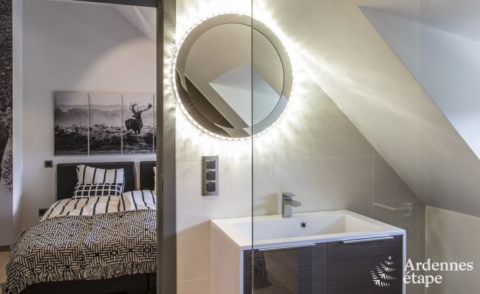 Schloss Ereze 12/15 Pers. Ardennen Schwimmbad Wellness Behinderten gerecht