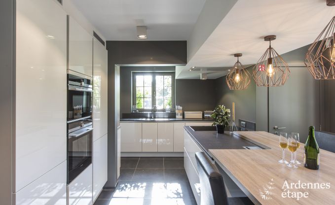 Schloss Ereze 12/15 Pers. Ardennen Schwimmbad Wellness Behinderten gerecht