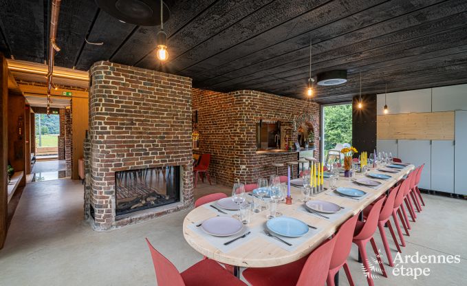 Au�ergew�hnlich Ferienhaus in Esneux f�r 18 Personen mit 6 Schlafzimmern, Infinity-Pool und Au�enwhirlpool