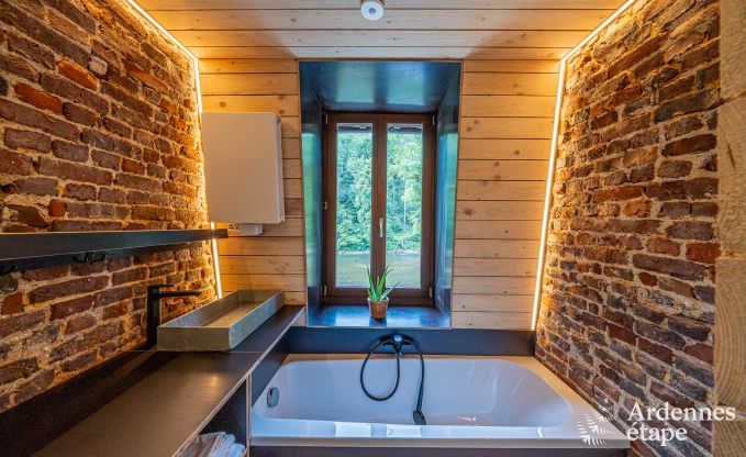 Au�ergew�hnlich Ferienhaus in Esneux f�r 18 Personen mit 6 Schlafzimmern, Infinity-Pool und Au�enwhirlpool