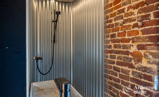 Au�ergew�hnlich Ferienhaus in Esneux f�r 18 Personen mit 6 Schlafzimmern, Infinity-Pool und Au�enwhirlpool