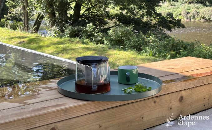 Au�ergew�hnlich Ferienhaus in Esneux f�r 18 Personen mit 6 Schlafzimmern, Infinity-Pool und Au�enwhirlpool