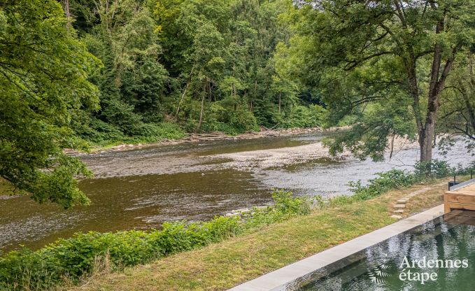 Au�ergew�hnlich Ferienhaus in Esneux f�r 18 Personen mit 6 Schlafzimmern, Infinity-Pool und Au�enwhirlpool