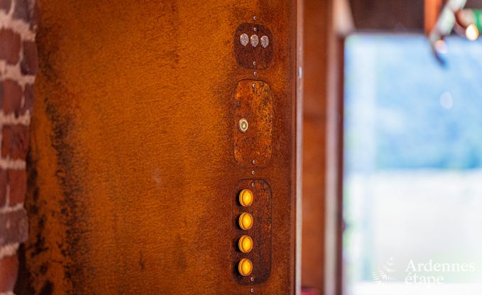 Au�ergew�hnlich Ferienhaus in Esneux f�r 18 Personen mit 6 Schlafzimmern, Infinity-Pool und Au�enwhirlpool