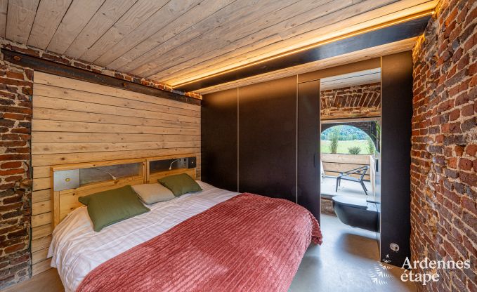 Au�ergew�hnlich Ferienhaus in Esneux f�r 18 Personen mit 6 Schlafzimmern, Infinity-Pool und Au�enwhirlpool