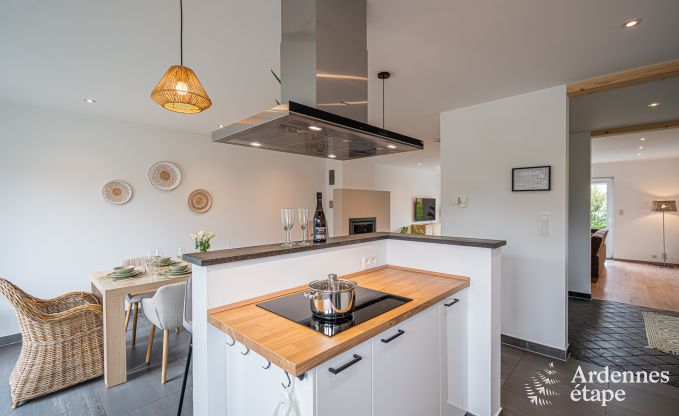 Komfortables Haus fr 7 Personen in Eupen mit 4 Schlafzimmern, moderner Kche, privater Terrasse und Garten