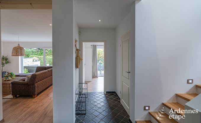 Komfortables Haus fr 7 Personen in Eupen mit 4 Schlafzimmern, moderner Kche, privater Terrasse und Garten