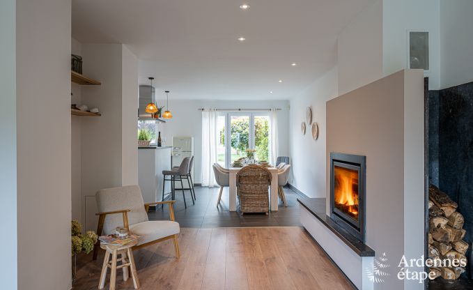 Komfortables Haus f�r 7 Personen in Eupen mit 4 Schlafzimmern, moderner K�che, privater Terrasse und Garten