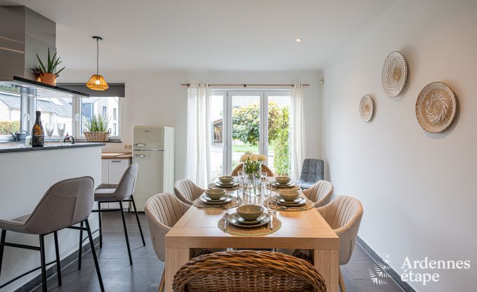 Komfortables Haus f�r 7 Personen in Eupen mit 4 Schlafzimmern, moderner K�che, privater Terrasse und Garten
