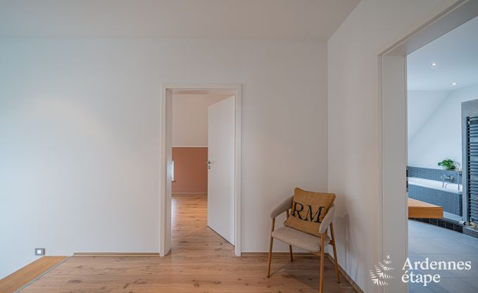 Komfortables Haus f�r 7 Personen in Eupen mit 4 Schlafzimmern, moderner K�che, privater Terrasse und Garten