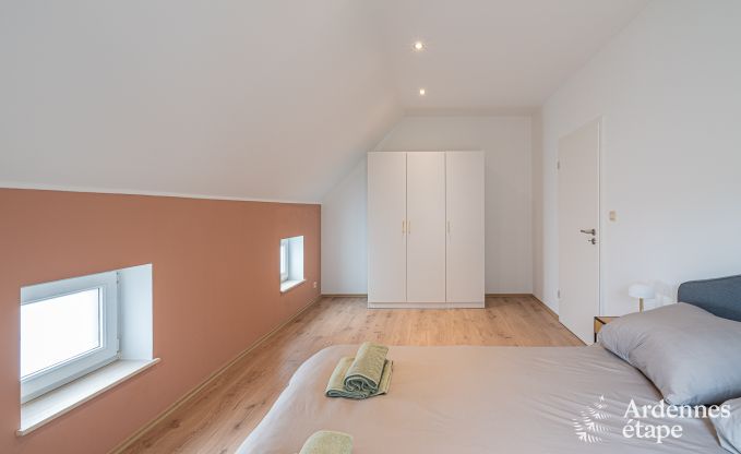 Komfortables Haus fr 7 Personen in Eupen mit 4 Schlafzimmern, moderner Kche, privater Terrasse und Garten