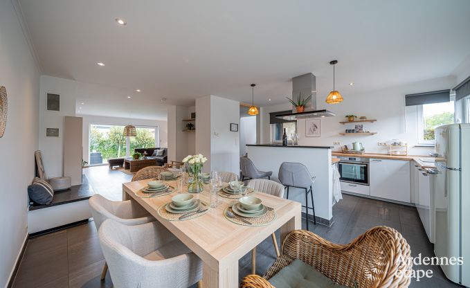 Komfortables Haus fr 7 Personen in Eupen mit 4 Schlafzimmern, moderner Kche, privater Terrasse und Garten