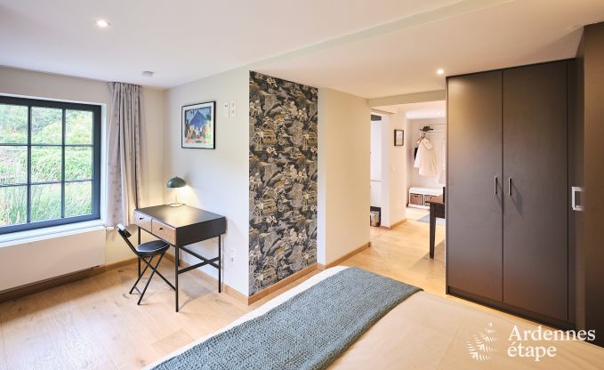 Charmantes Chalet f�r 2 Personen in Ferri�res mit Holzofen, Garten und
Privatterrasse am Wasser