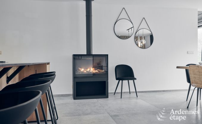 Luxusvilla in Ferri�res Ardenne, 15 Personen, 7 Schlafzimmer, Spa, beheizter Pool, privater Garten, angepasste Ausstattung