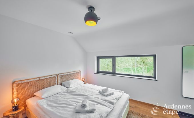 Luxusvilla in Ferri�res Ardenne, 15 Personen, 7 Schlafzimmer, Spa, beheizter Pool, privater Garten, angepasste Ausstattung