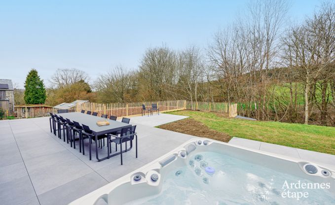 Luxusvilla in Ferri�res Ardenne, 15 Personen, 7 Schlafzimmer, Spa, beheizter Pool, privater Garten, angepasste Ausstattung