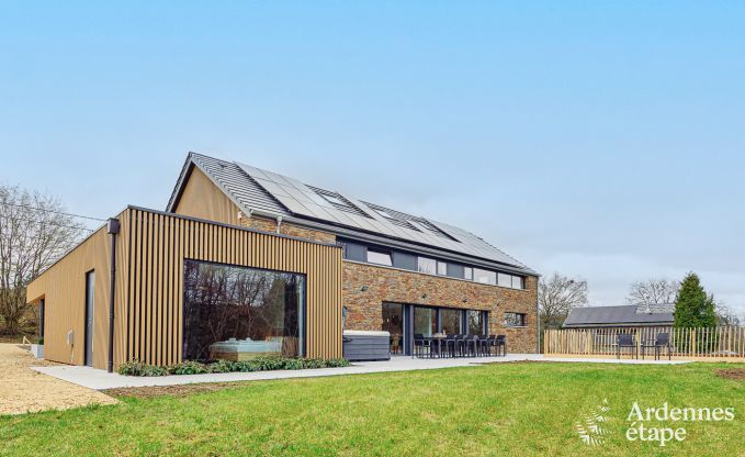 Luxusvilla in Ferri�res Ardenne, 15 Personen, 7 Schlafzimmer, Spa, beheizter Pool, privater Garten, angepasste Ausstattung