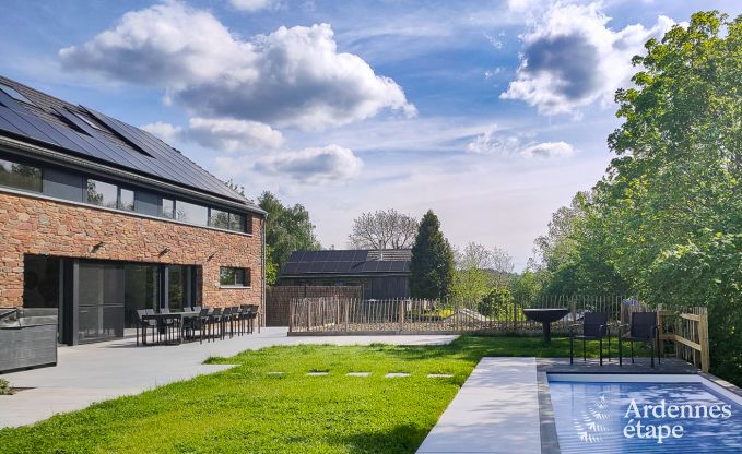 Luxusvilla in Ferri�res Ardenne, 15 Personen, 7 Schlafzimmer, Spa, beheizter Pool, privater Garten, angepasste Ausstattung
