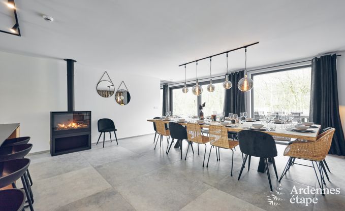 Luxusvilla in Ferri�res Ardenne, 15 Personen, 7 Schlafzimmer, Spa, beheizter Pool, privater Garten, angepasste Ausstattung