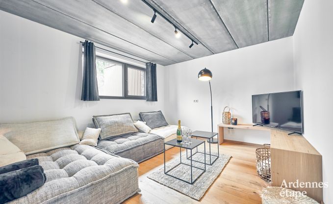 Luxusvilla in Ferri�res Ardenne, 15 Personen, 7 Schlafzimmer, Spa, beheizter Pool, privater Garten, angepasste Ausstattung