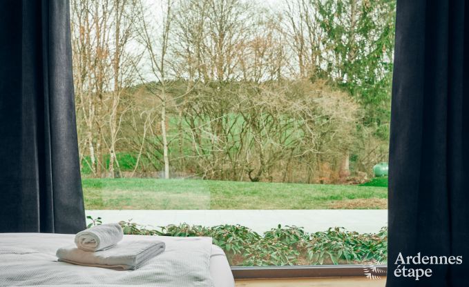 Luxusvilla in Ferri�res Ardenne, 15 Personen, 7 Schlafzimmer, Spa, beheizter Pool, privater Garten, angepasste Ausstattung