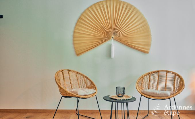 Luxusvilla in Ferri�res Ardenne, 15 Personen, 7 Schlafzimmer, Spa, beheizter Pool, privater Garten, angepasste Ausstattung