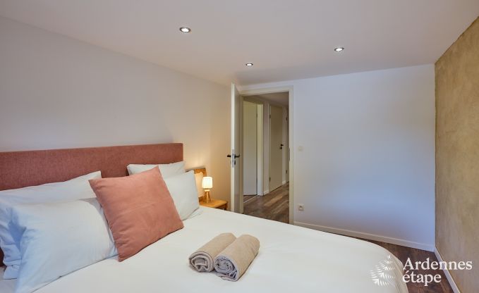 Charmantes Ferienhaus f�r 8 Personen in Florenville mit 4 Schlafzimmern, Wellness und Spielturm an der Semois