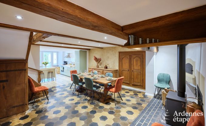 Charmantes Ferienhaus f�r 8 Personen in Florenville mit 4 Schlafzimmern, Wellness und Spielturm an der Semois
