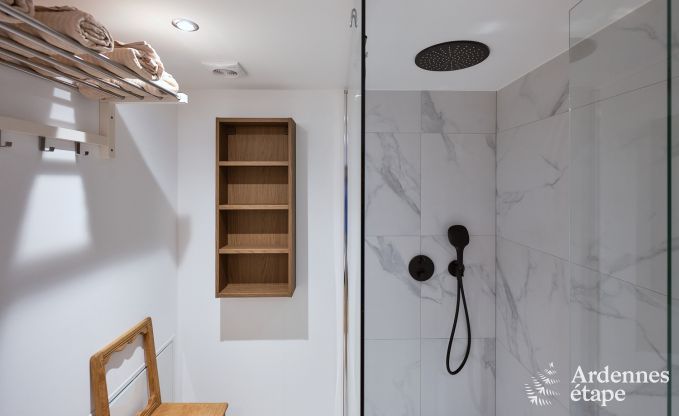 Charmantes Ferienhaus f�r 8 Personen in Florenville mit 4 Schlafzimmern, Wellness und Spielturm an der Semois