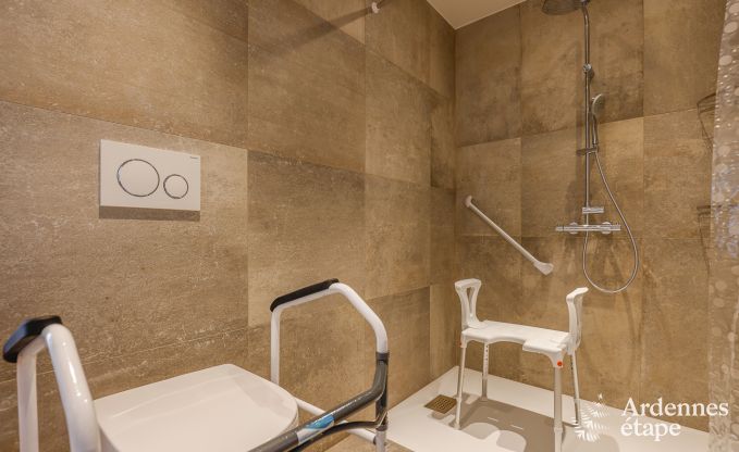 Ferienhaus Fosses-la-Ville 16 Pers. Ardennen Behinderten gerecht