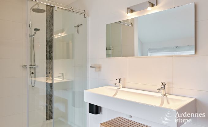 Gerumiges komfortables Ferienhaus fr 10 Personen in Voeren mit privatem Pool, Whirlpool und Garten