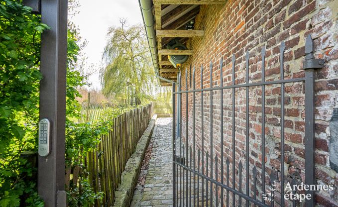 Ferienhaus Frasnes-lez-Anvaing 20/22 Pers. Ardennen Schwimmbad Wellness