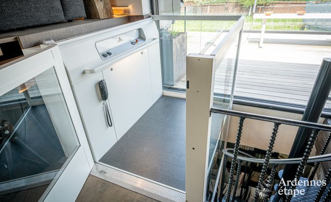 Ferienhaus Frasnes-lez-Anvaing 16/17 Pers. Ardennen Schwimmbad Wellness