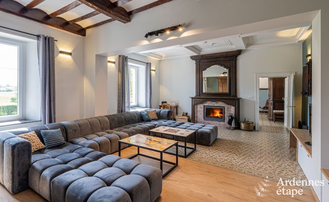 Schloss in Froidchapelle fr 19 Personen mit 5 Doppelzimmern mit eigenem Bad