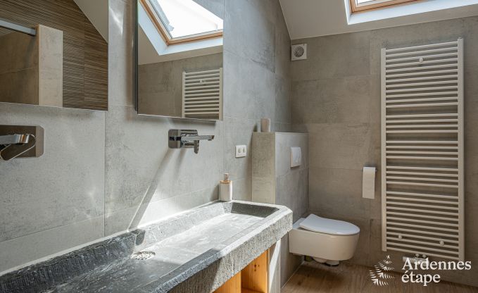 Schloss in Froidchapelle fr 19 Personen mit 5 Doppelzimmern mit eigenem Bad