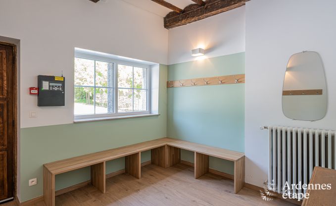 Schloss in Froidchapelle f�r 19 Personen mit 5 Doppelzimmern mit eigenem Bad