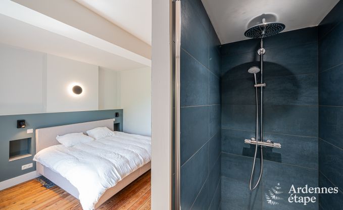 Schloss in Froidchapelle f�r 19 Personen mit 5 Doppelzimmern mit eigenem Bad