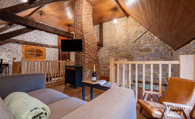 Charmantes Bauernhaus in Froidchapelle mit 2 Schlafzimmern und Privatgarten