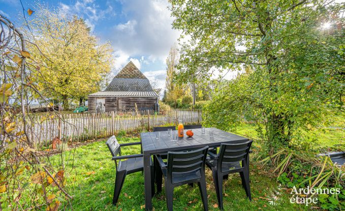 Authentische Fermette mit 3 Schlafzimmern und Privatgarten in einem Naturpark zwischen Samber und Maas