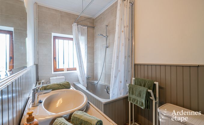 Authentische Fermette mit 3 Schlafzimmern und Privatgarten in einem Naturpark zwischen Samber und Maas