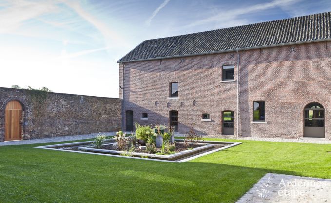 Luxusferienhaus in Froidthier f�r 10 G�ste mit Pool, Wellness und 5 Schlafzimmern in der N�he von Aubel