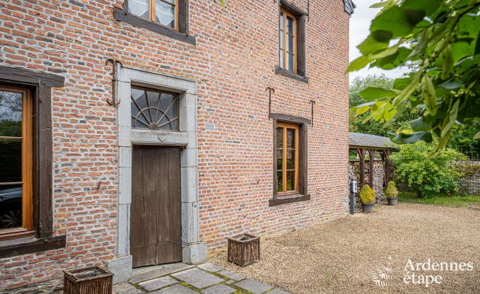 Wunderschnes Luxusschloss in Gedinne, Ardennen
