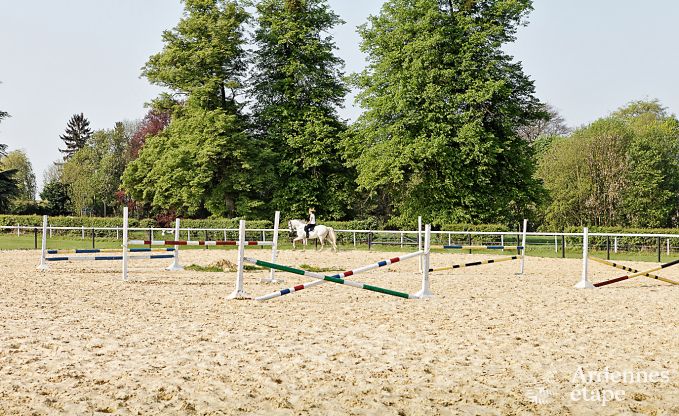 Schlossnebengeb�ude Gembloux 5 Pers.