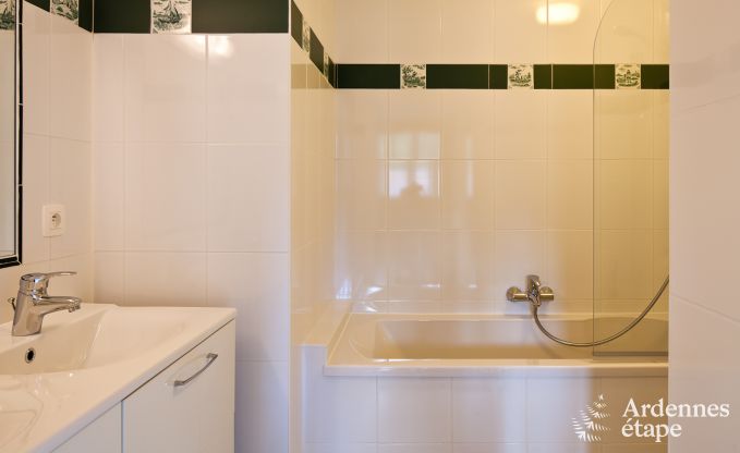 Schlossnebengeb�ude Gembloux 18 Pers. Wellness