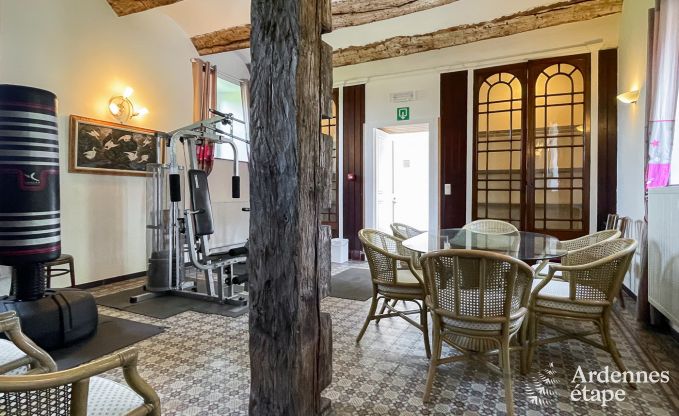 Schlossnebengeb�ude Gembloux 32 Pers.